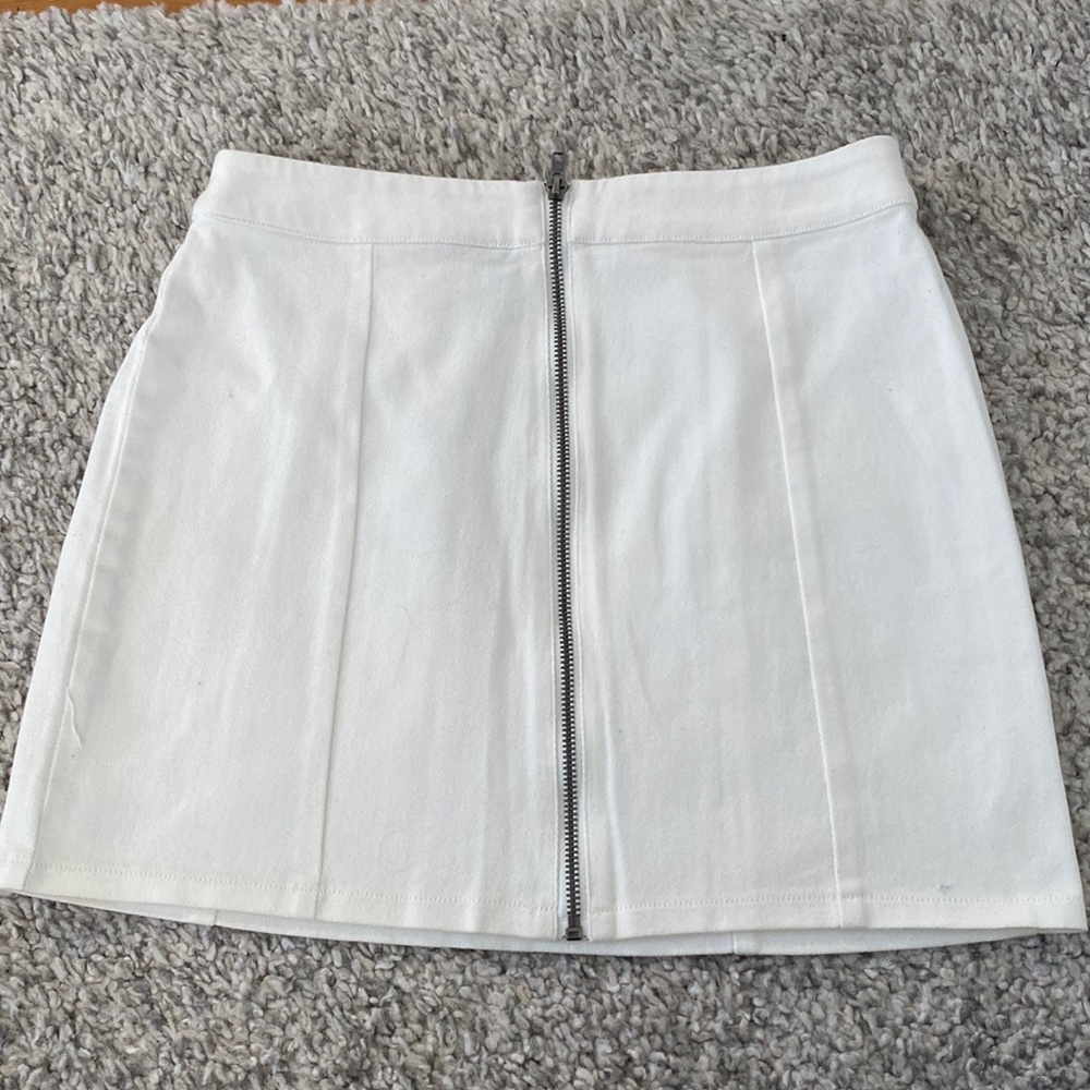 Forever 21 white skirt